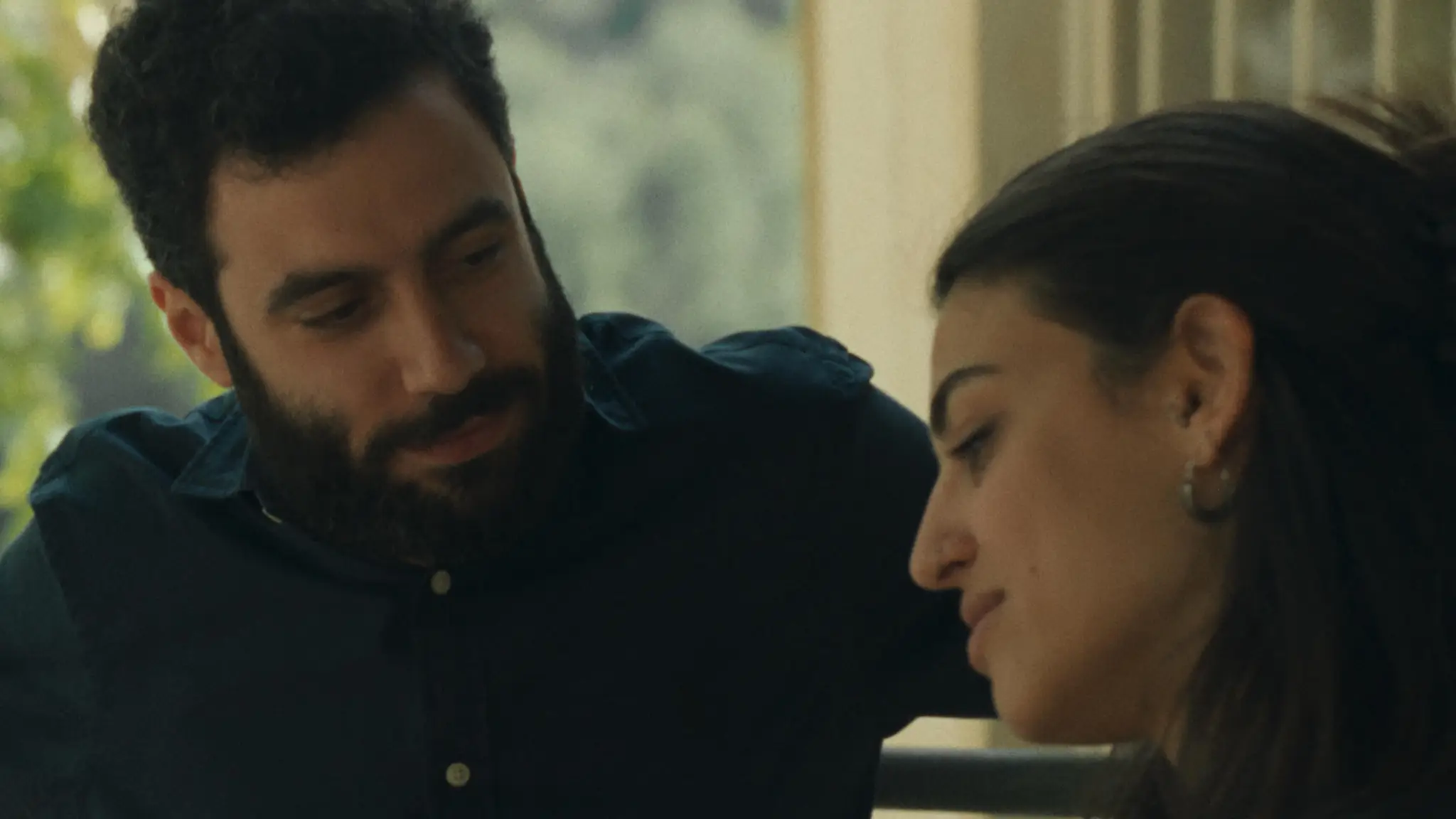Scena tratta dal film "Happy holidays", di Scandar Copti (2024)