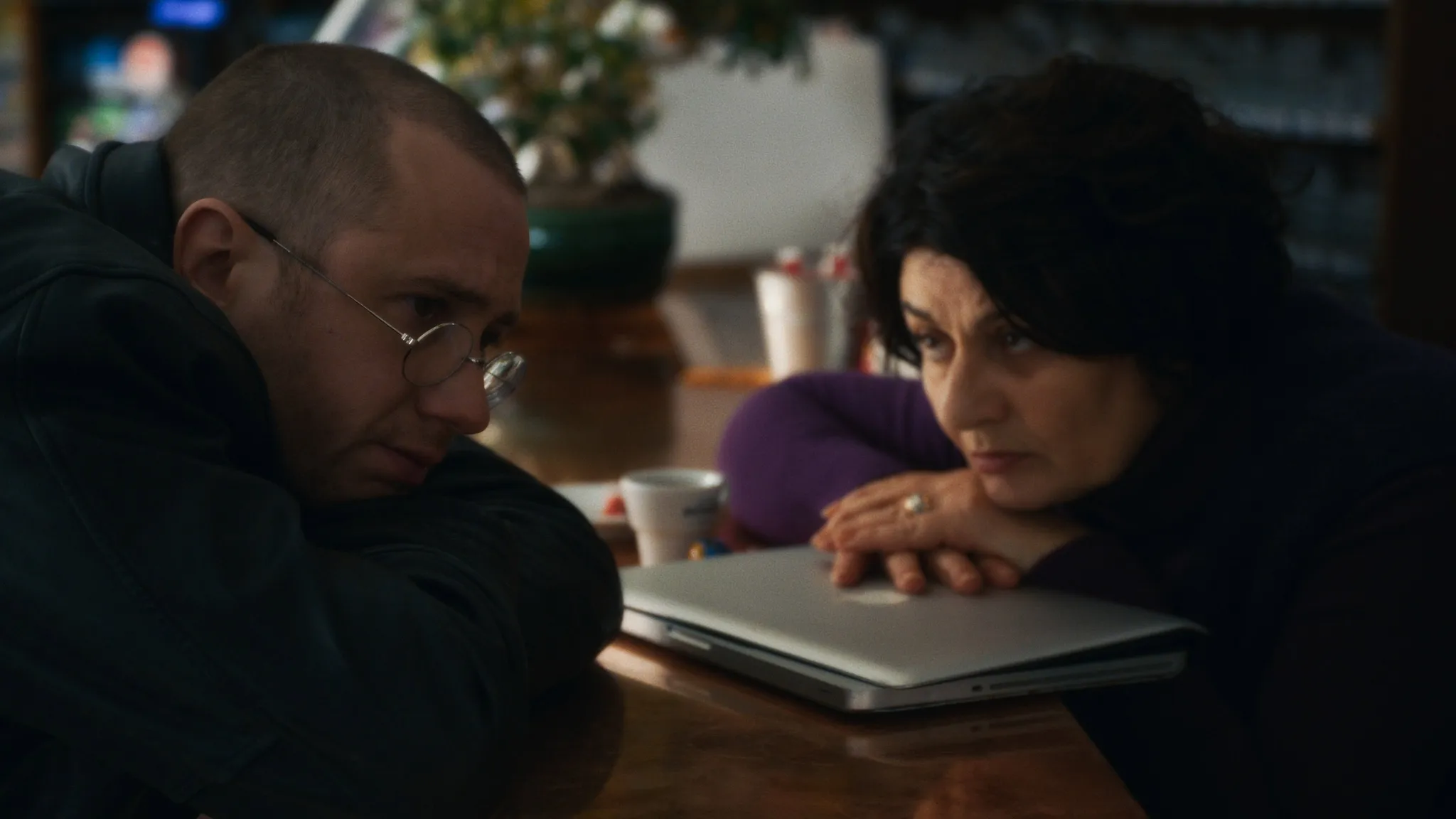 Una scena del film "La mattina scrivo" di Valérie Donzelli (2026)